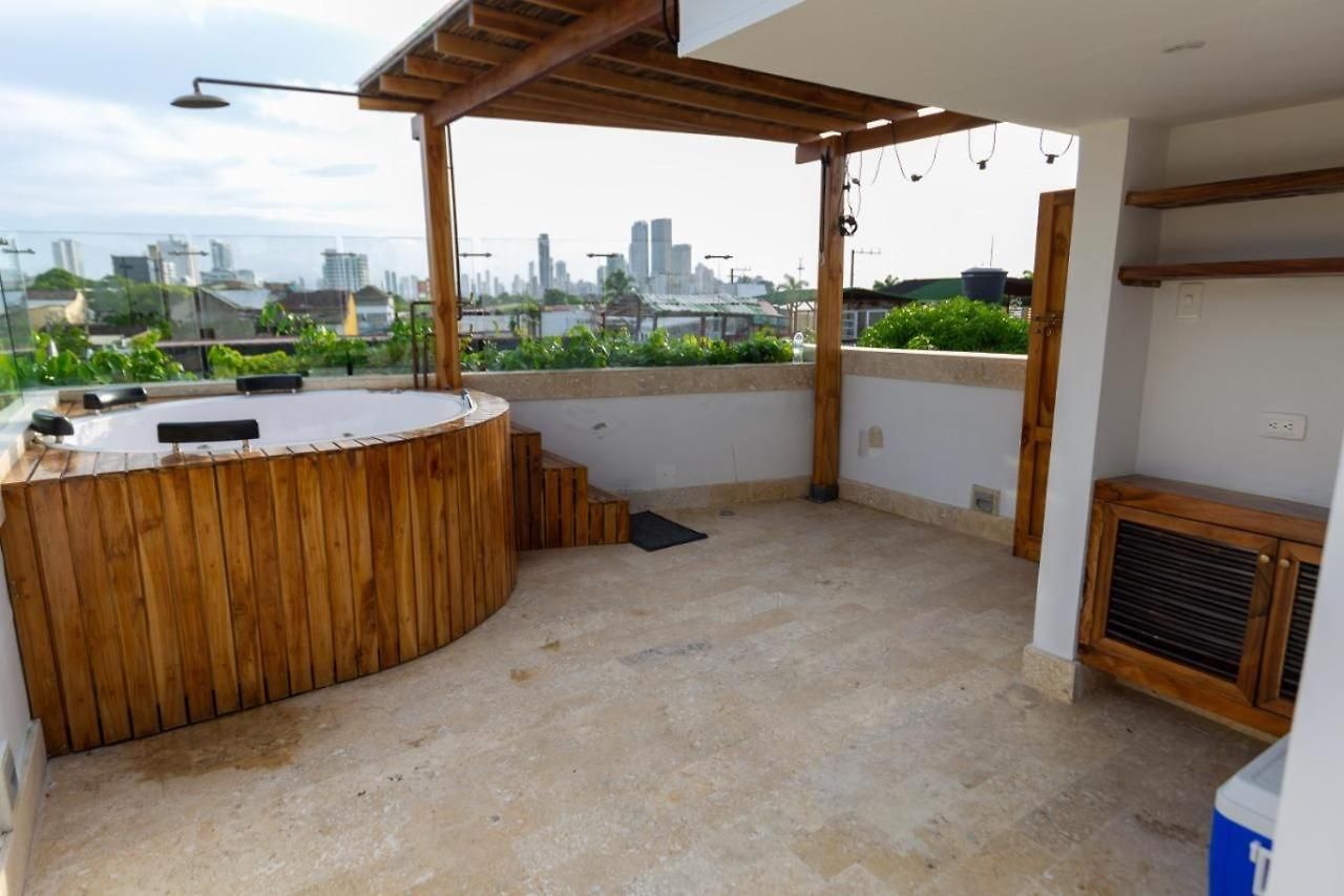 Holiday home Blue House Castillo View Private Jacuzzi & Colonial Balconies Cartagena