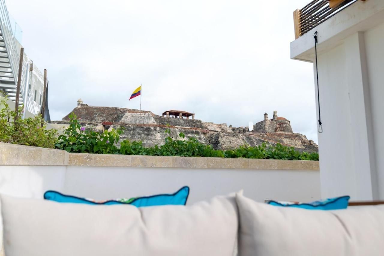 Holiday home Blue House Castillo View Private Jacuzzi & Colonial Balconies Cartagena