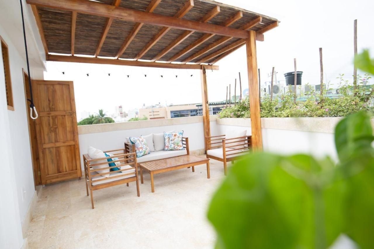 Blue House Castillo View Private Jacuzzi & Colonial Balconies