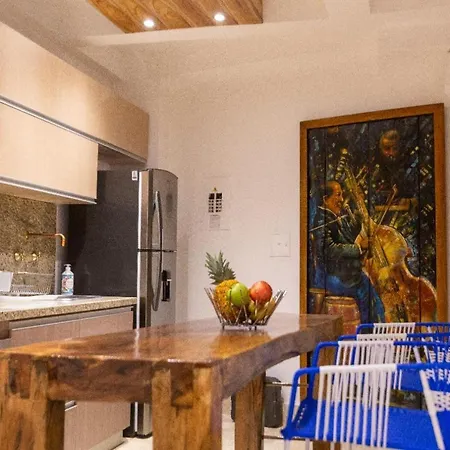 Blue House Castillo View Private Jacuzzi & Colonial Balconies