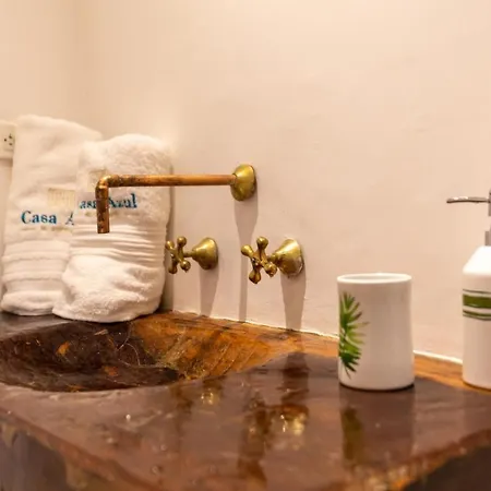 Blue House Castillo View Private Jacuzzi & Colonial Balconies Holiday home Cartagena