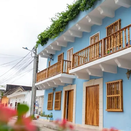 Blue House Castillo View Private Jacuzzi & Colonial Balconies *